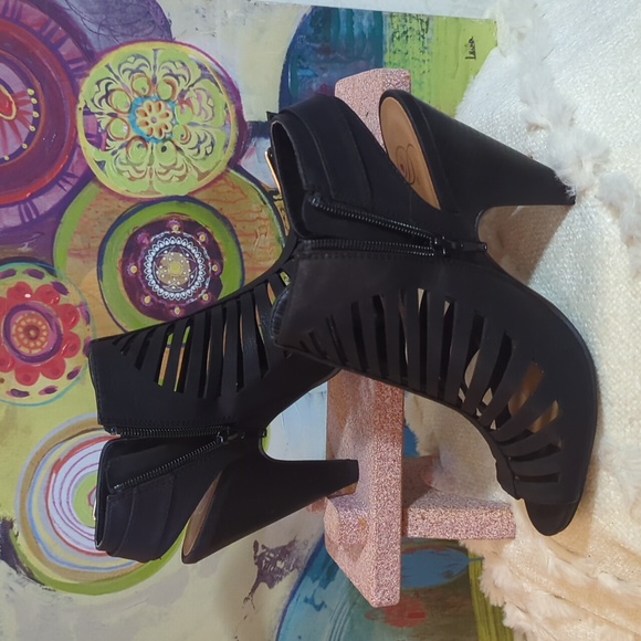 Diana Heeled Sandals New SZ 8.5 - Picture 6 of 7